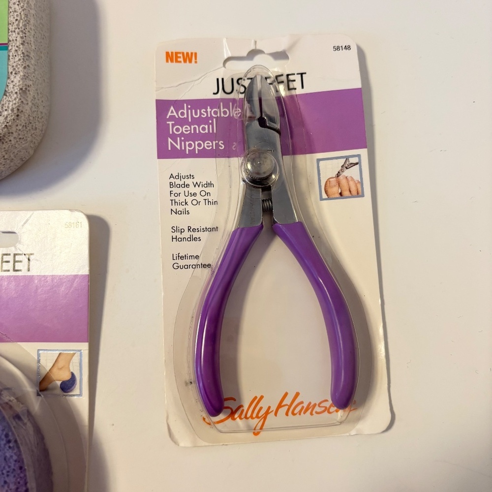 Bundle Lot Sally Hansen Pedicure Kit Nail Clippers Corn Trimmer Pumice Stone - Picture 3 of 4